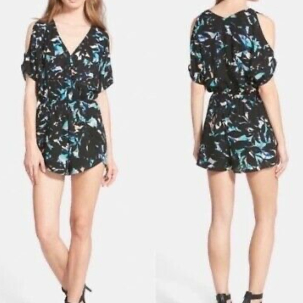 Astr | Black Patterned Cold Shoulder Romper | Sm - image 1